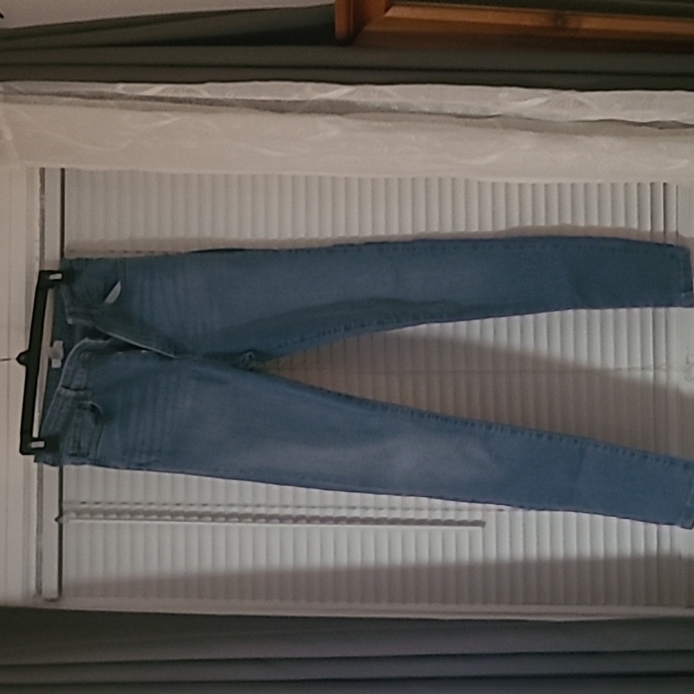 Women's jeans